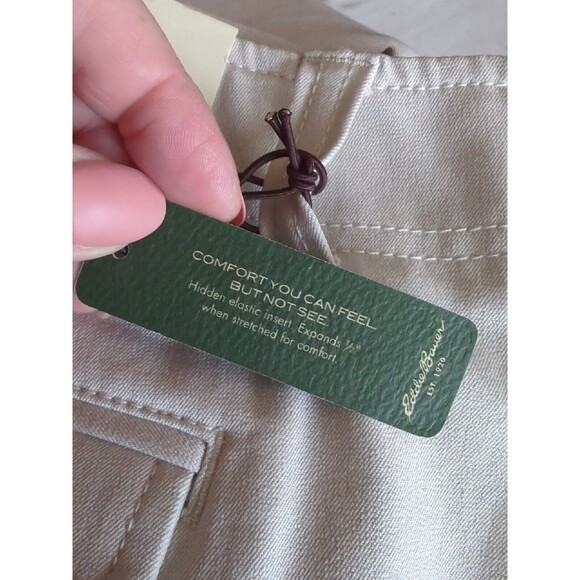 NWT Eddie Bauer Vashon Fit Women’s Khaki Beige Pants 8 Tall Gorpcore Hiking - Picture 10 of 10
